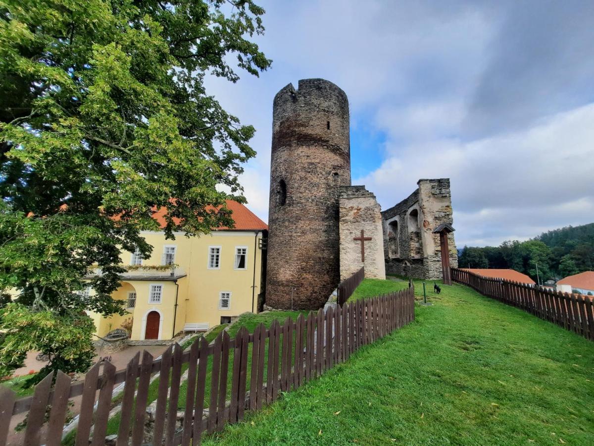 Penzion Hradu Svojanov Svojanov  Exterior photo